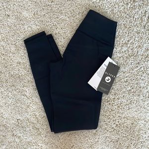 NWT Glyder leggings